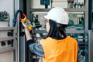 NR12 - Bloqueio e Sinalização de Energias Perigosas